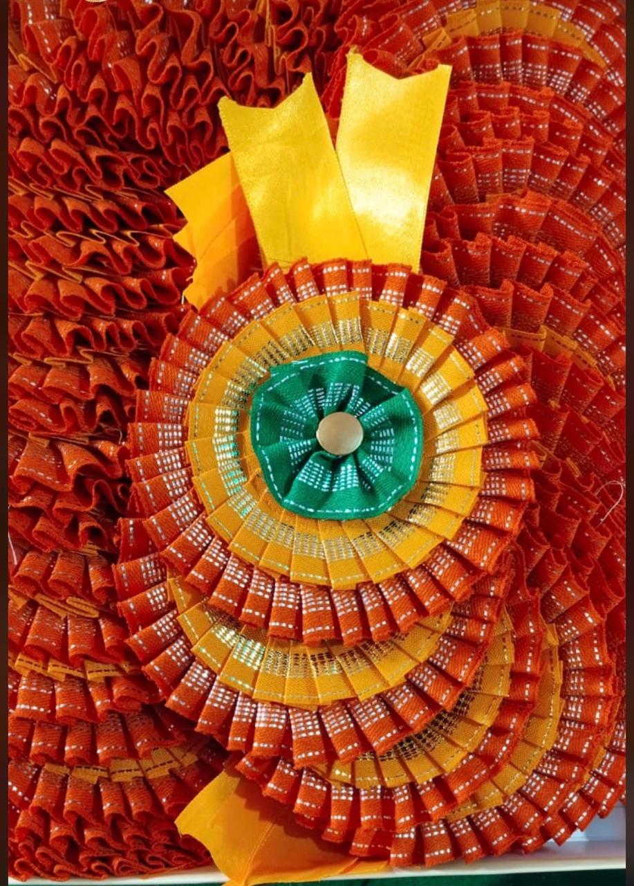 Tricolor Gota Patti Billa swatch